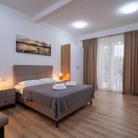 Dane Apartment Airport Podgorica Mitrovici  Extérieur photo