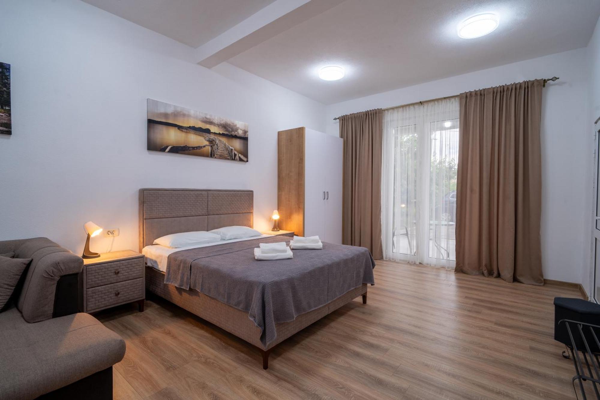 Dane Apartment Airport Podgorica Mitrovici  Extérieur photo