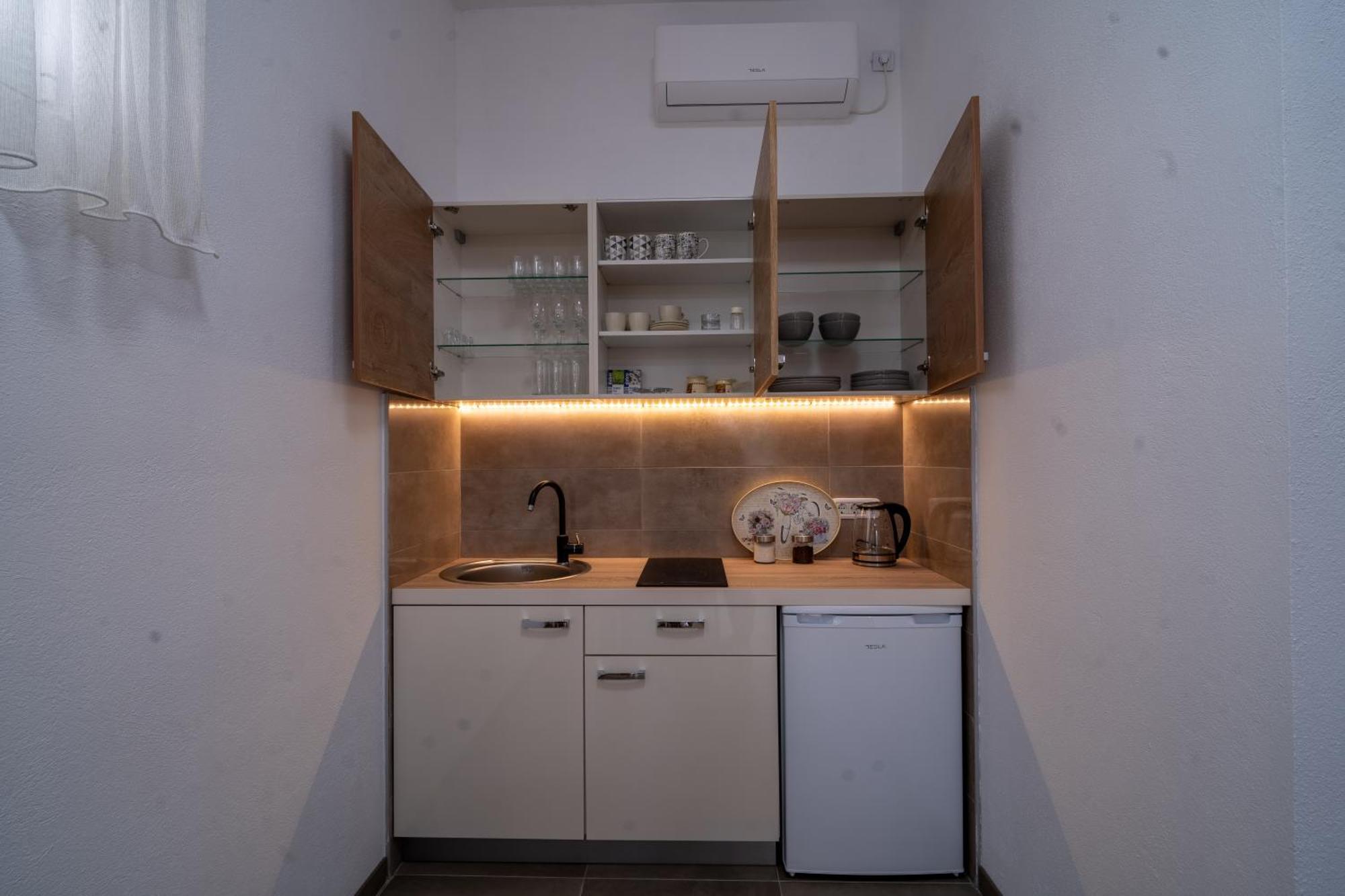 Dane Apartment Airport Podgorica Mitrovici  Extérieur photo